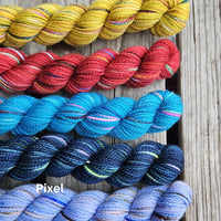 Pixel Kerchief Cowl PDF Pattern - by Taiu Landra