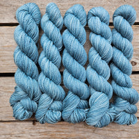 Kersti DK More Solids / 4 SKEIN