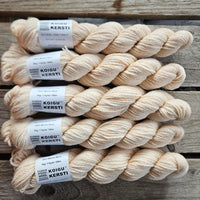 Kersti DK More Solids / 4 SKEIN
