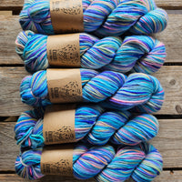 Cheers (merino + lincoln) - 2 skeins