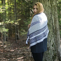 Aromi Shawl by La Cave à Laine Download pattern