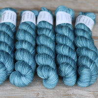 Kersti DK Solids /4 SKEINS