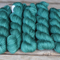 Kersti DK Solids /4 SKEINS