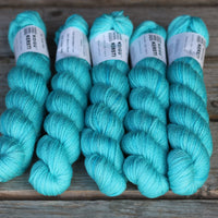 Kersti DK Solids /4 SKEINS