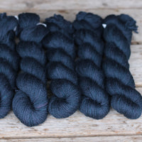 Kersti DK Solids /4 SKEINS