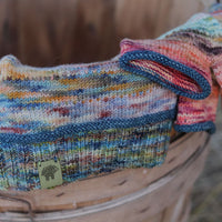 PICTOR HAT AND FINGERLESS GLOVES BY: MARJI LAFRENIERE