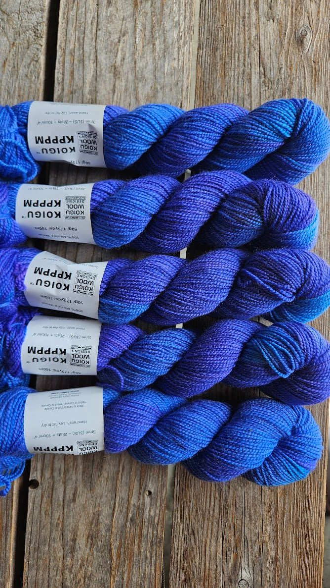【URAGO】  wool cable glove_3colors ■関税込み koigu+logo+300.png?format=1500w