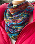 Pixel Kerchief Cowl PDF Pattern - by Taiu Landra
