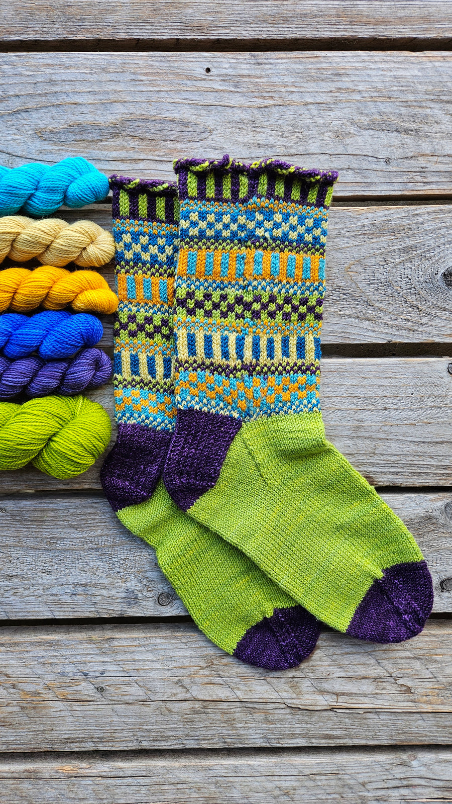 Warm Up with Colour Socks Kit