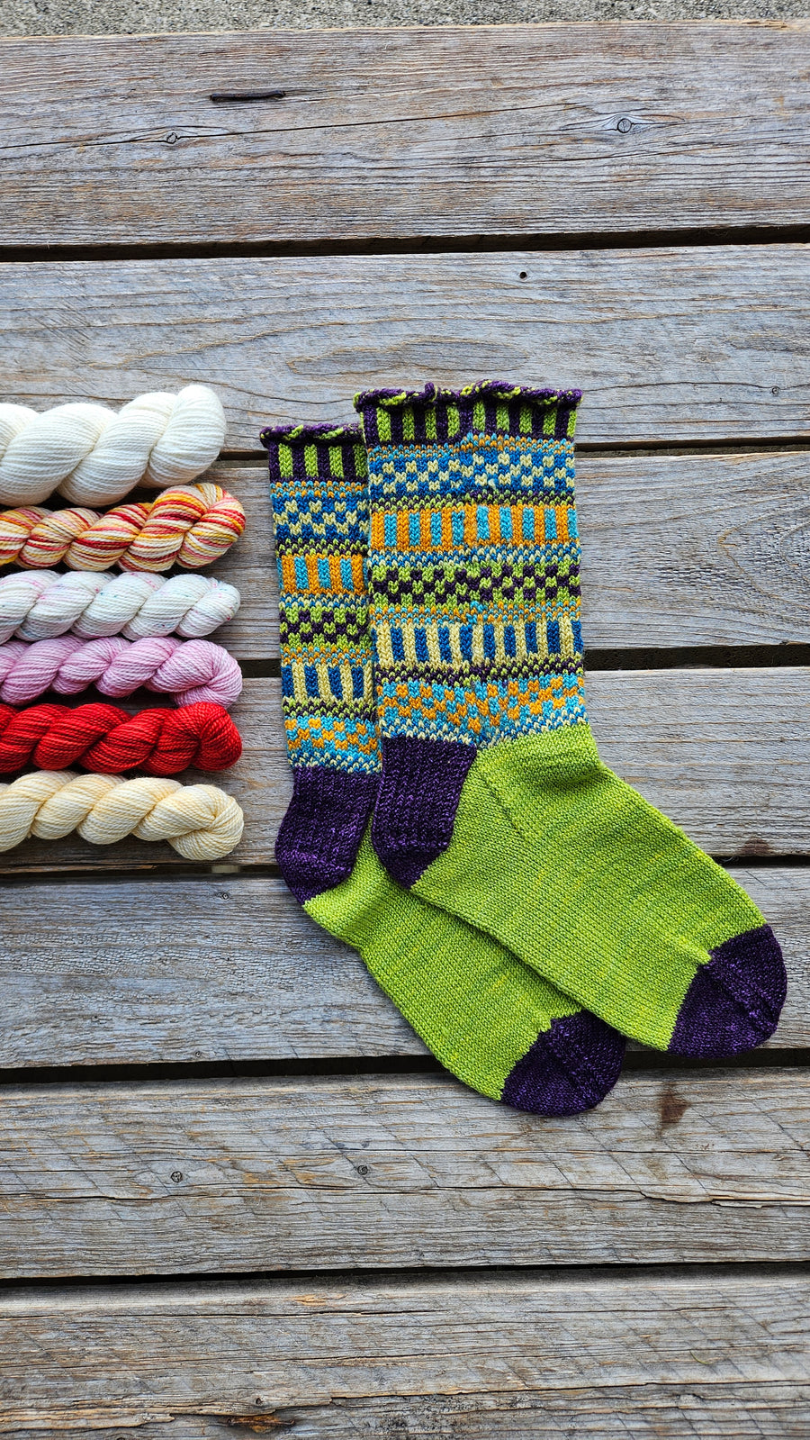 Warm Up with Colour Socks Kit