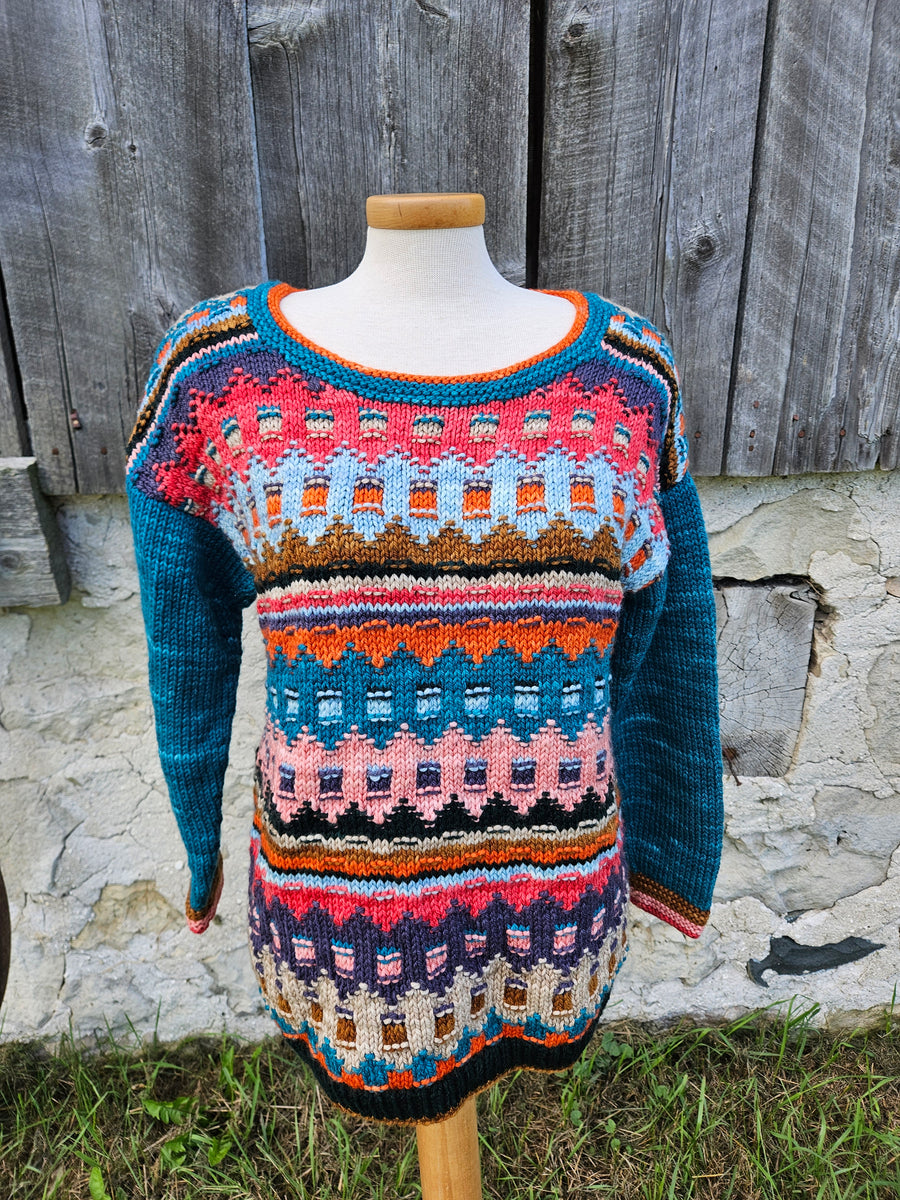 Rowhouses Pullover