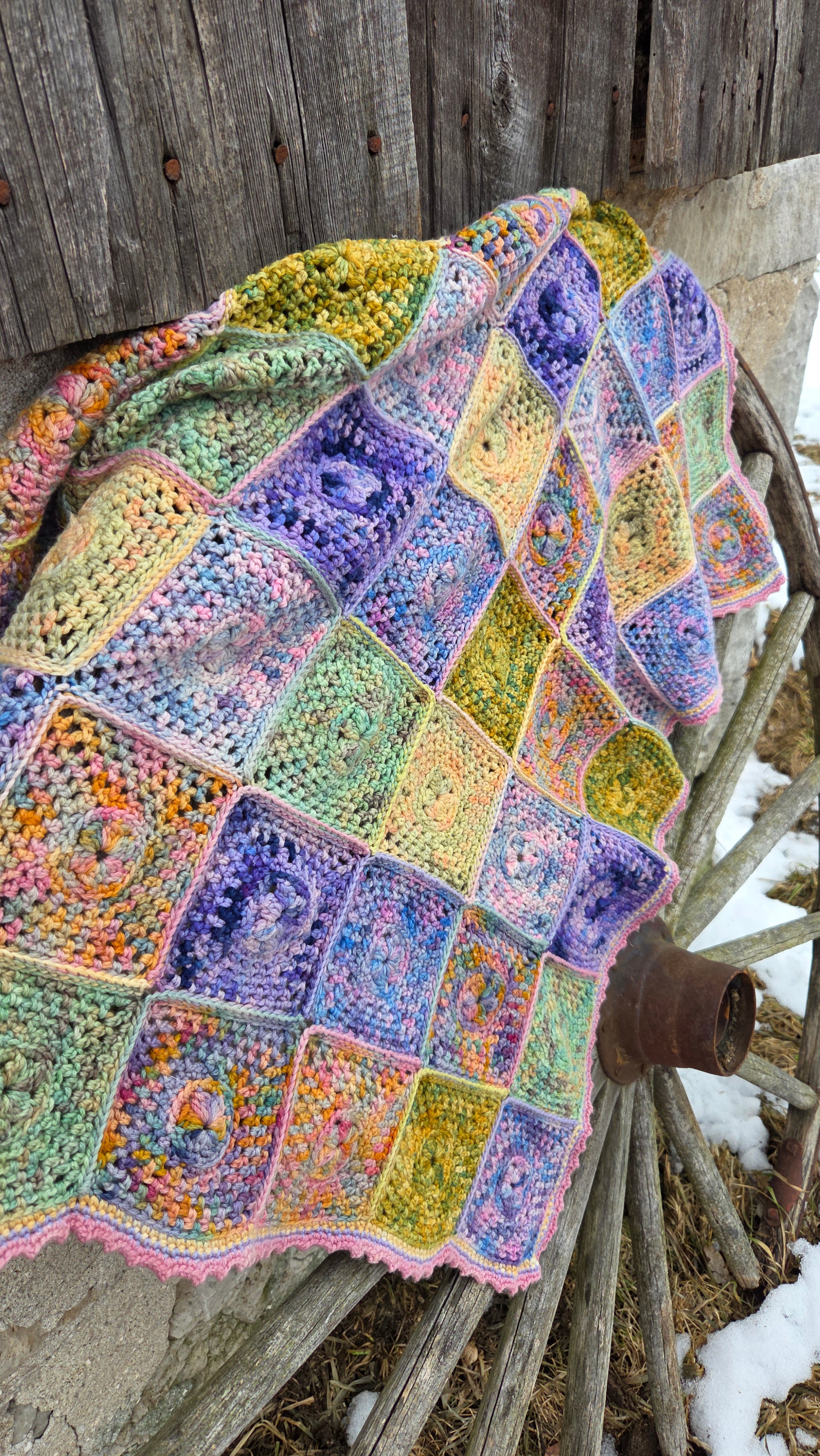 Koigu Square Medallion Blanket pdf pattern