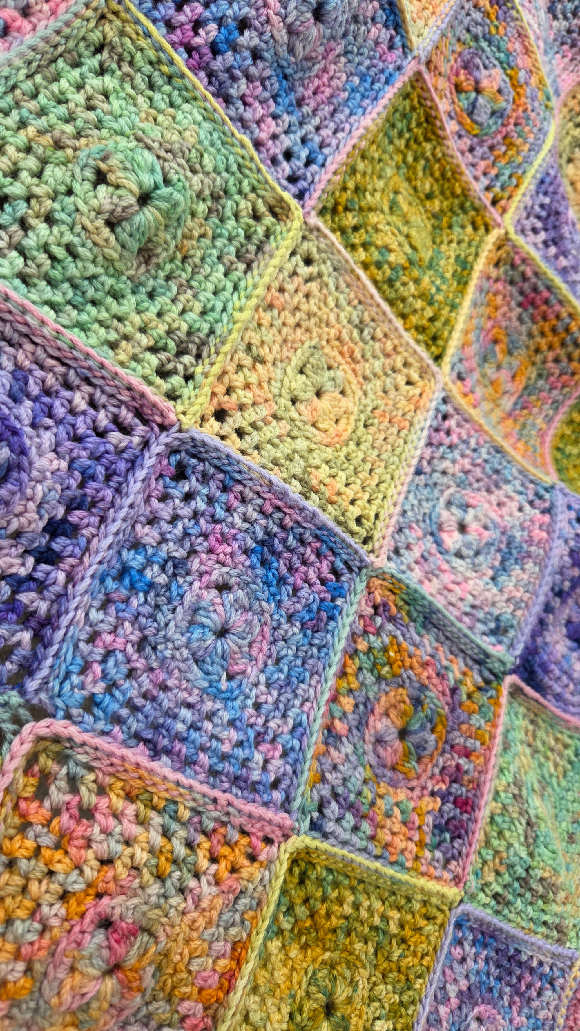 Koigu Square Medallion Blanket pdf pattern