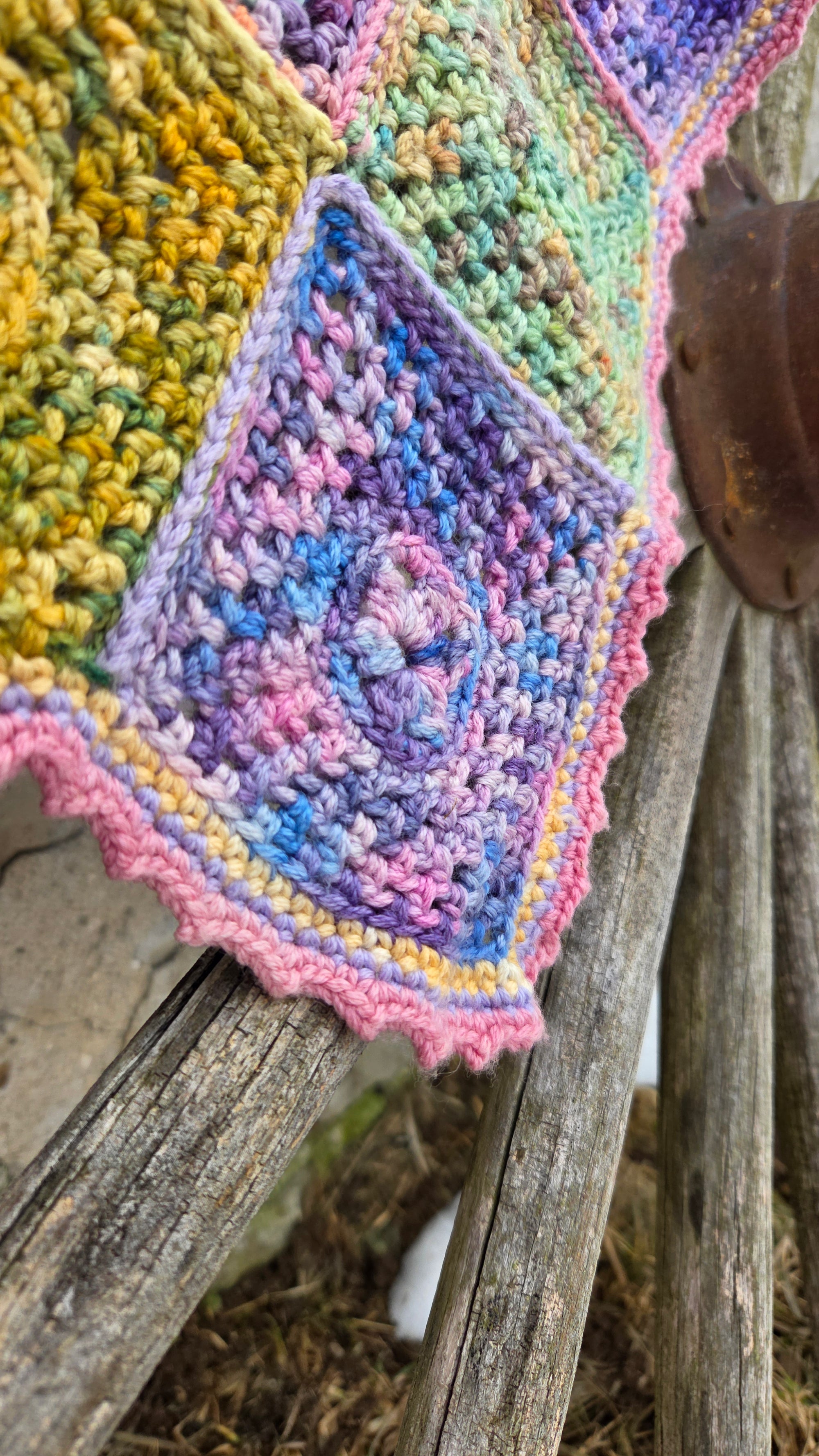 Koigu Square Medallion Blanket pdf pattern