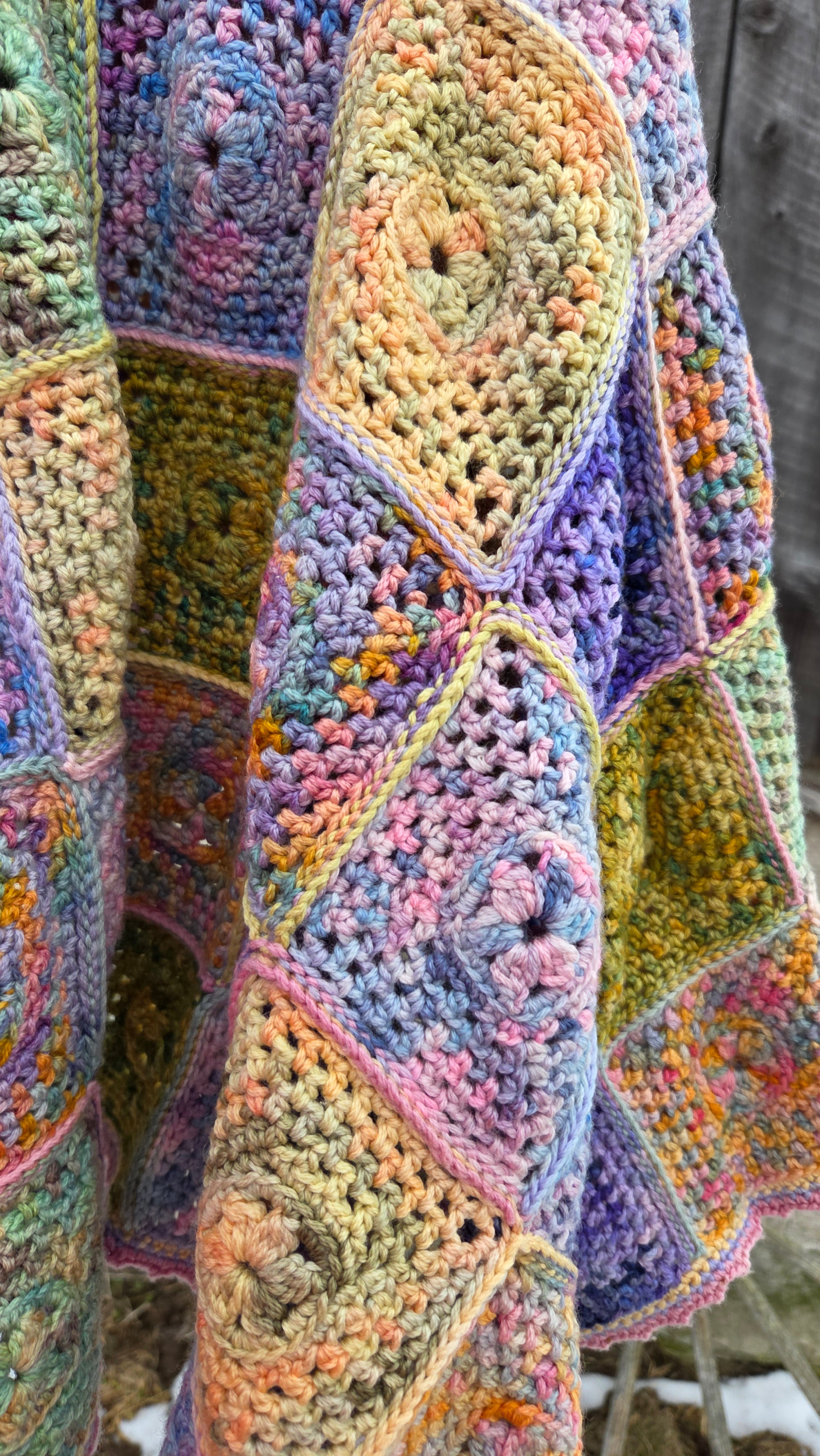 Koigu Square Medallion Blanket pdf pattern