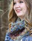 Secret Garden Neck Warmer download pattern